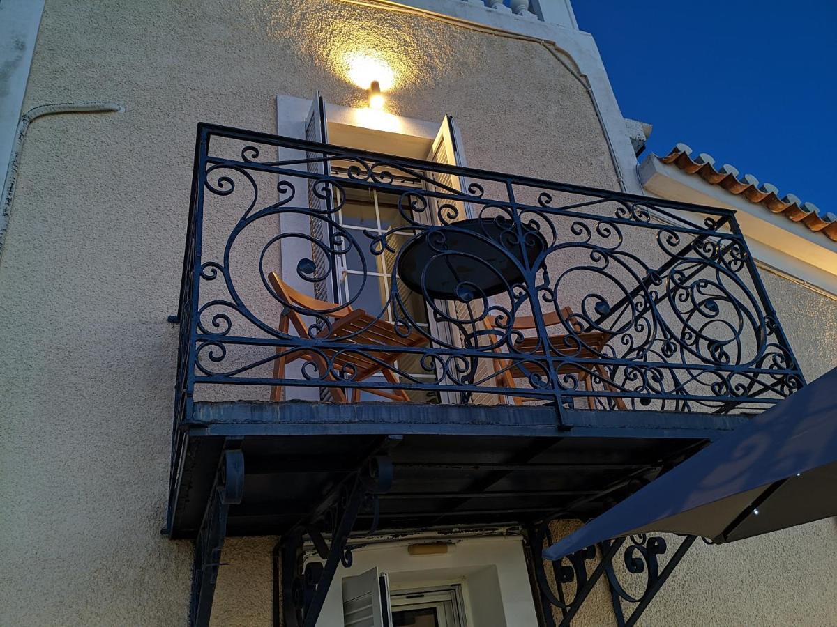 Summer Dream Poros Town Екстер'єр фото