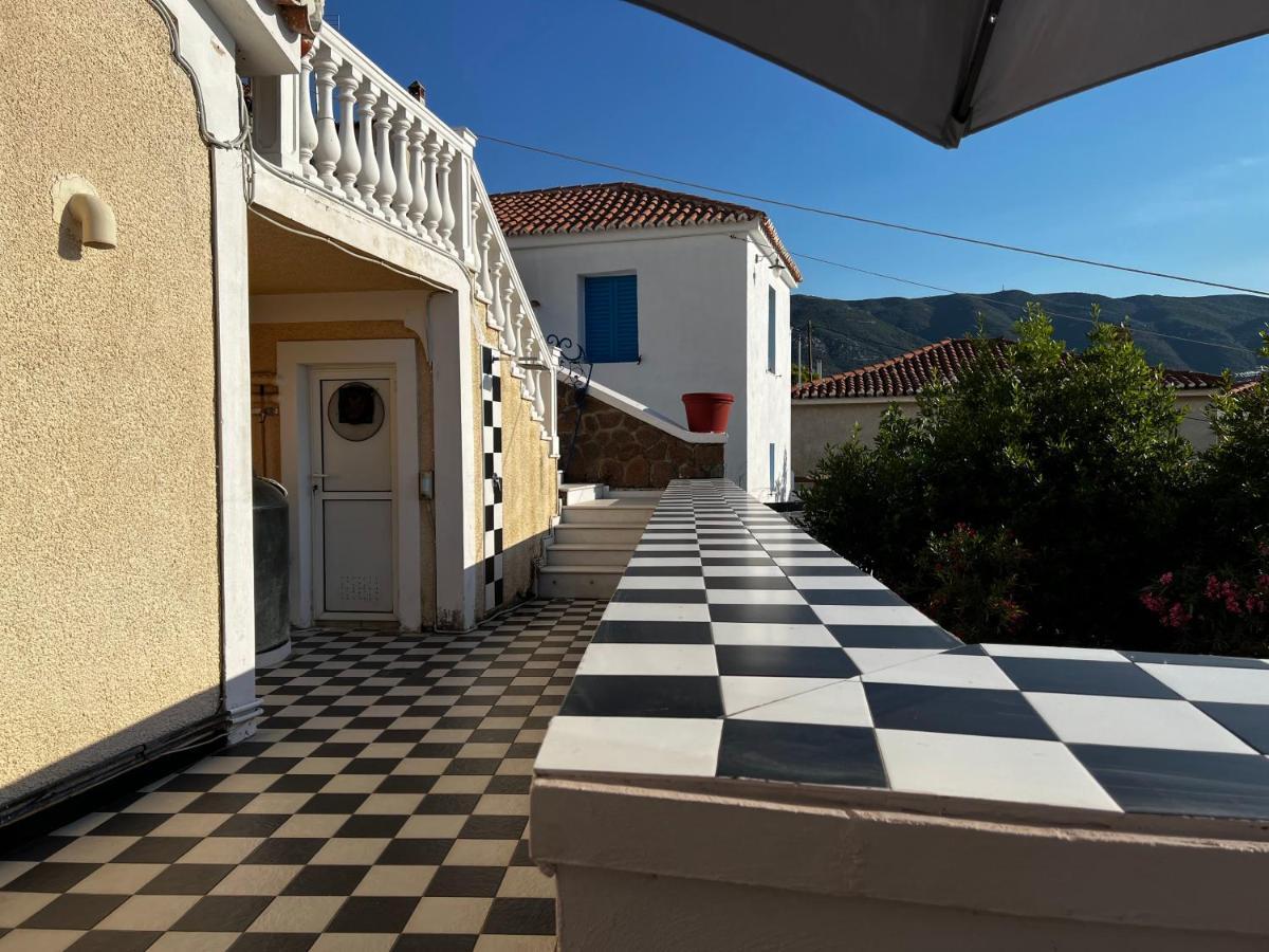 Summer Dream Poros Town Екстер'єр фото