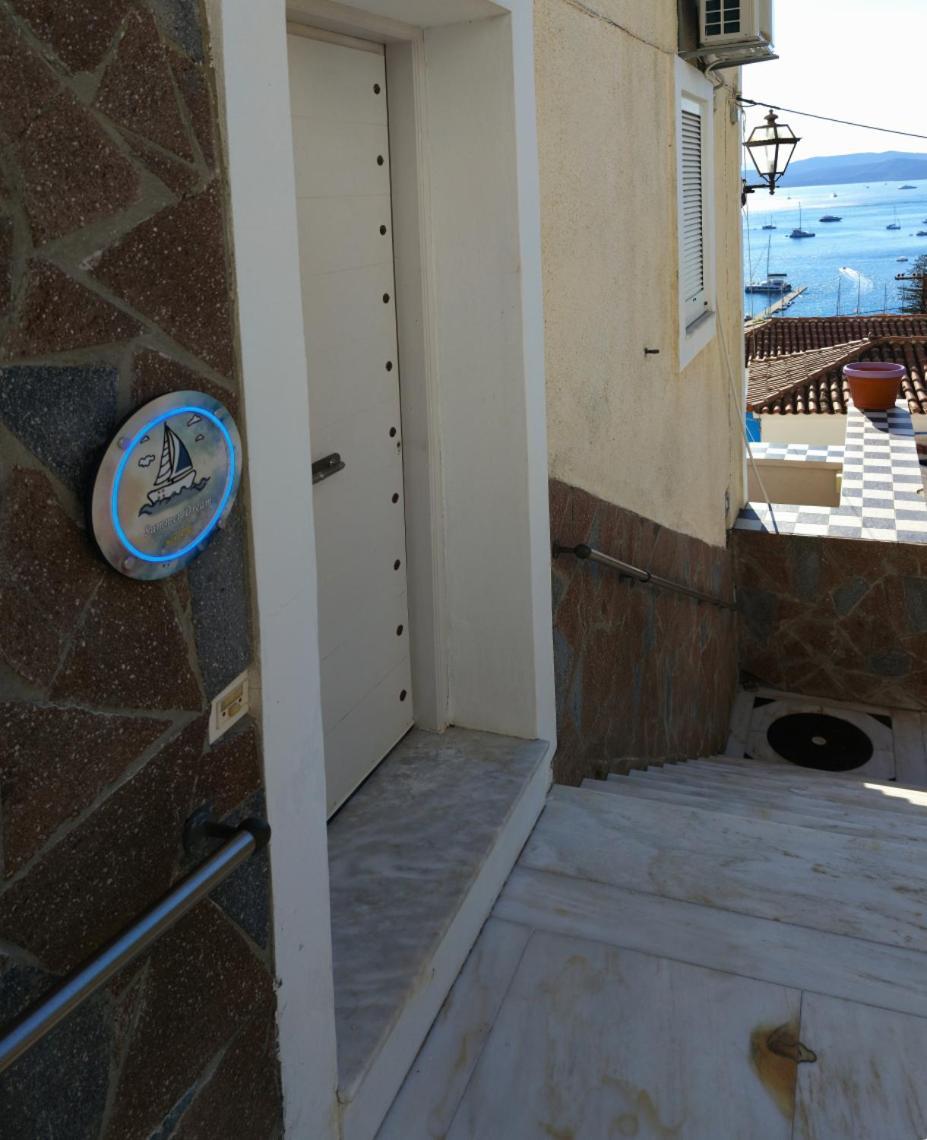Summer Dream Poros Town Екстер'єр фото